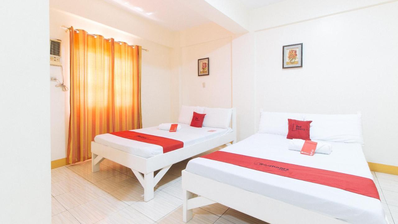Reddoorz @ Golden Skye Hotel Guagua Bagian luar foto
