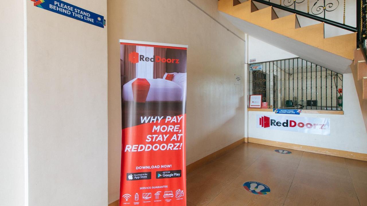 Reddoorz @ Golden Skye Hotel Guagua Bagian luar foto