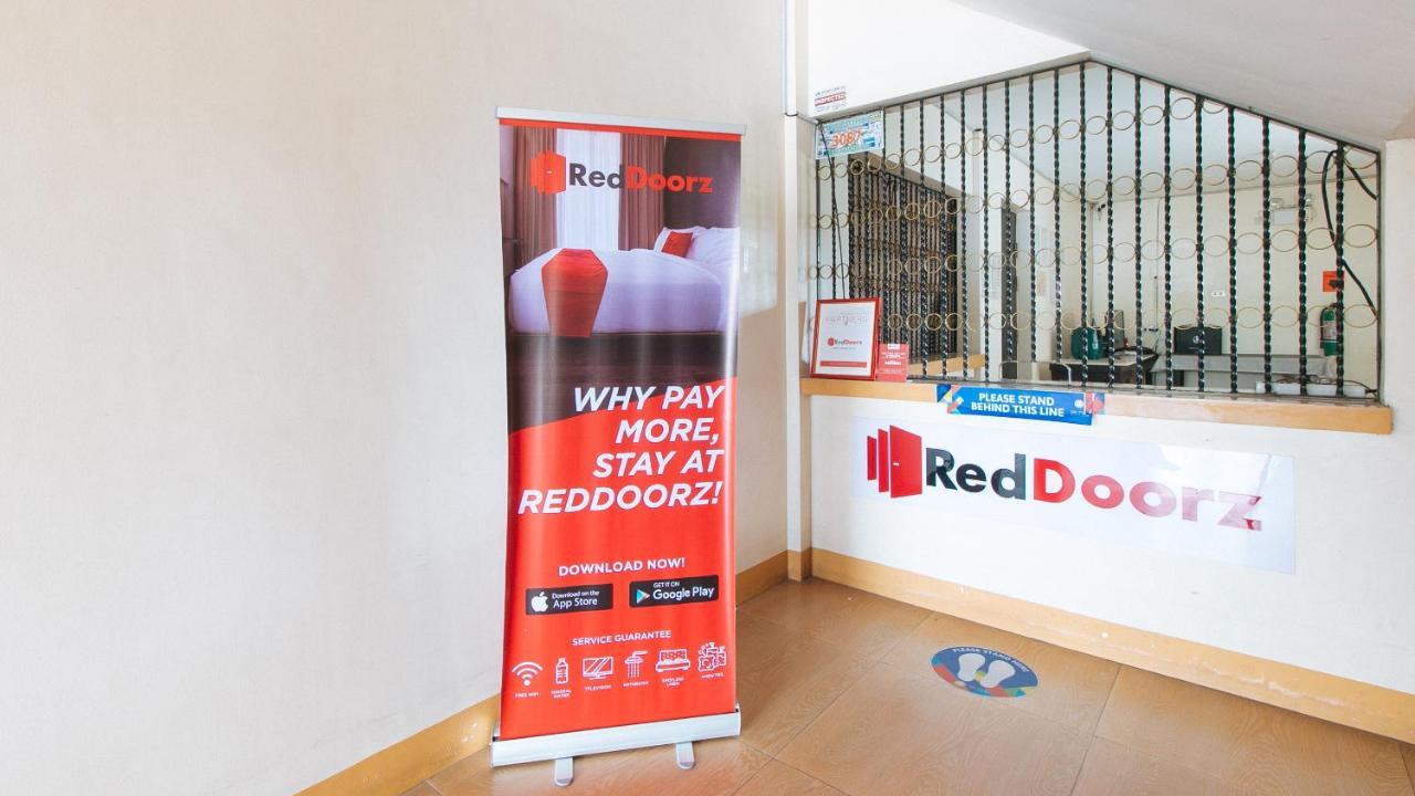 Reddoorz @ Golden Skye Hotel Guagua Bagian luar foto